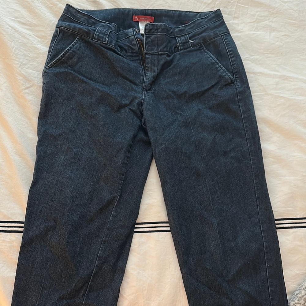 Capri dark wash jeans